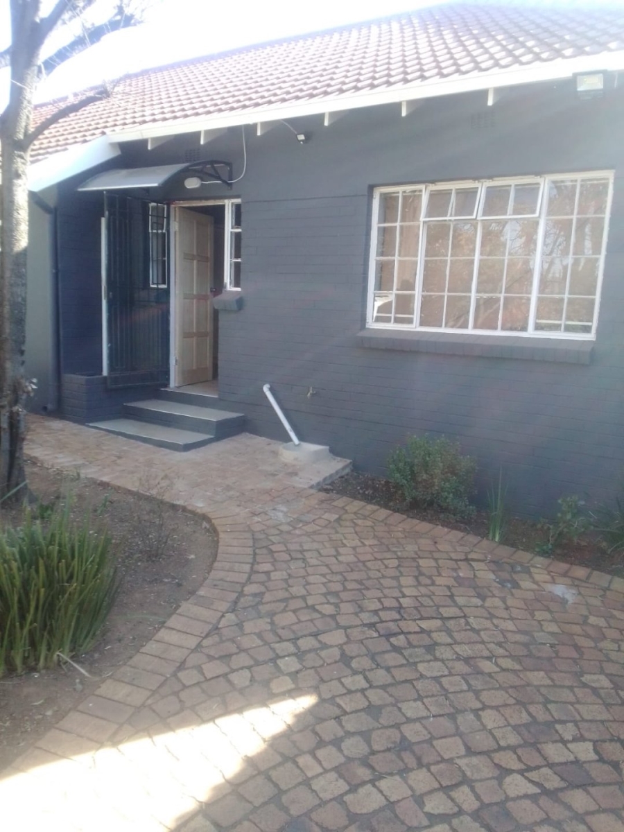 To Let 1 Bedroom Property for Rent in Hurlyvale Gauteng