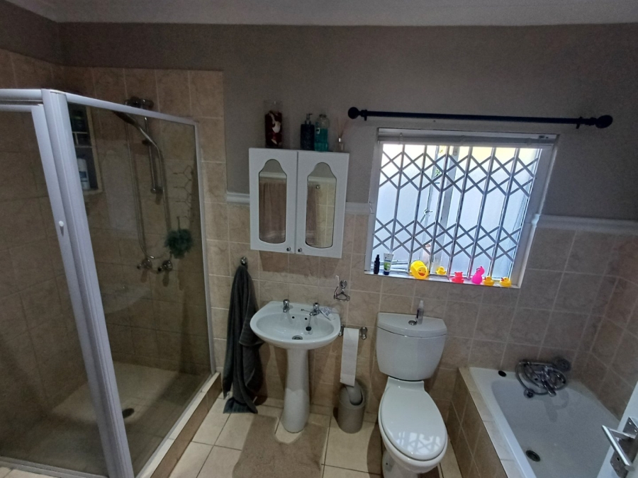 3 Bedroom Property for Sale in Annlin Gauteng
