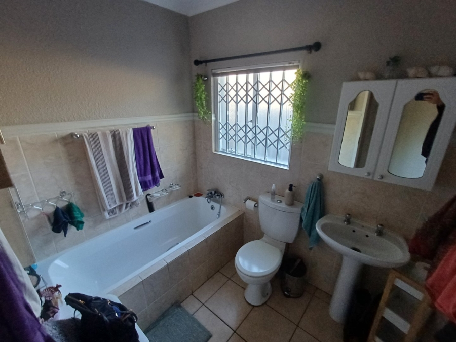 3 Bedroom Property for Sale in Annlin Gauteng