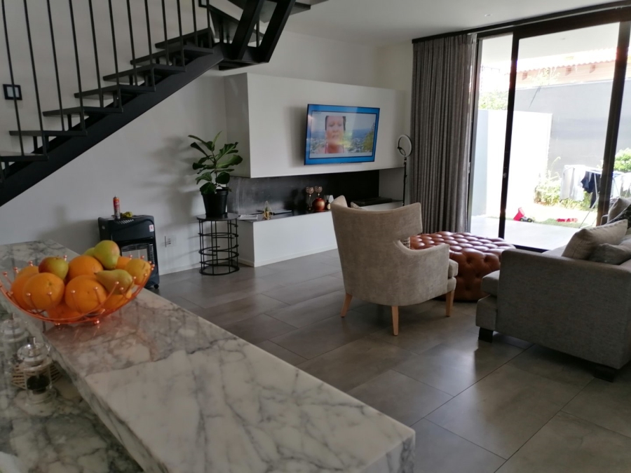 To Let 3 Bedroom Property for Rent in Hyde Park Gauteng