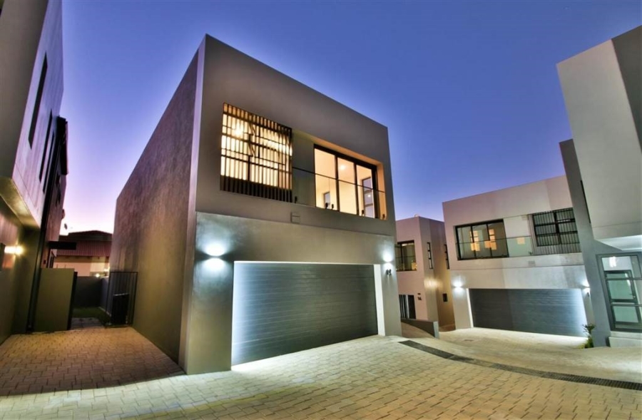 To Let 3 Bedroom Property for Rent in Hyde Park Gauteng