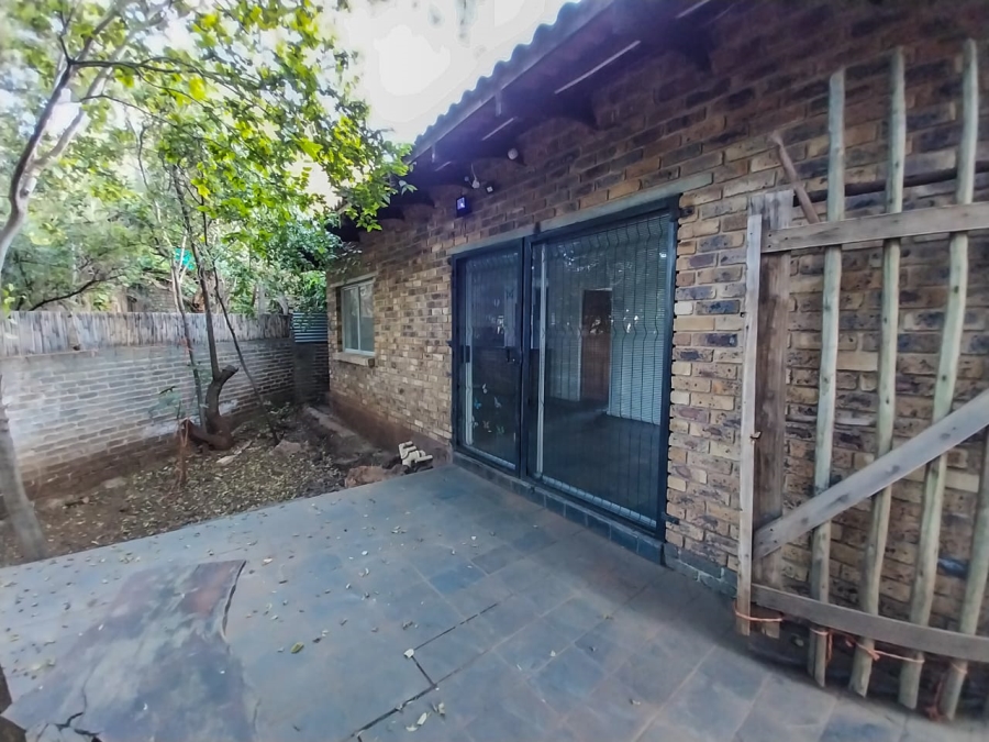 To Let 2 Bedroom Property for Rent in Hennops River Gauteng