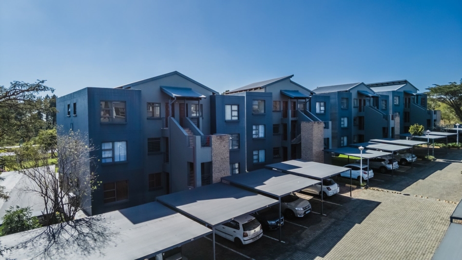 2 Bedroom Property for Sale in Waterstone Park Gauteng