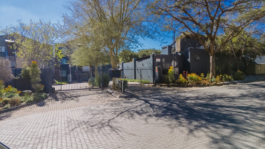 2 Bedroom Property for Sale in Waterstone Park Gauteng
