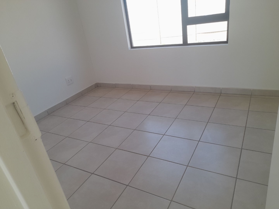 2 Bedroom Property for Sale in Windmill Park Gauteng