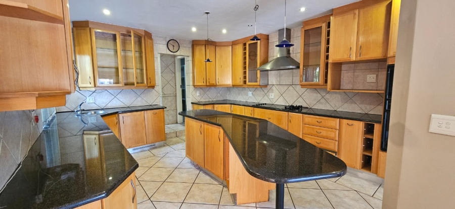 To Let 4 Bedroom Property for Rent in Brooklyn Gauteng