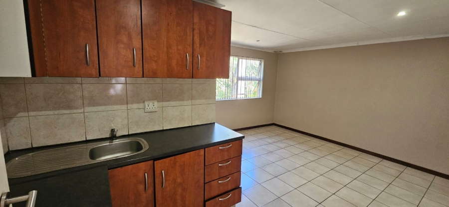 To Let 4 Bedroom Property for Rent in Brooklyn Gauteng