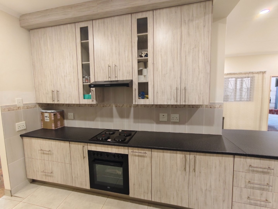 4 Bedroom Property for Sale in Sinoville Gauteng