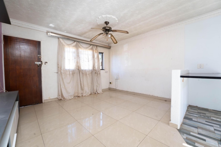 To Let 2 Bedroom Property for Rent in Protea North Gauteng