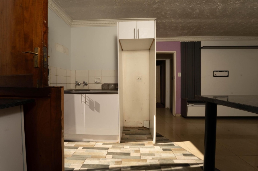To Let 2 Bedroom Property for Rent in Protea North Gauteng