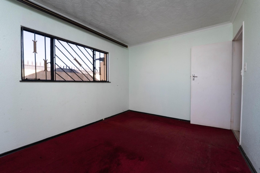 To Let 2 Bedroom Property for Rent in Protea North Gauteng