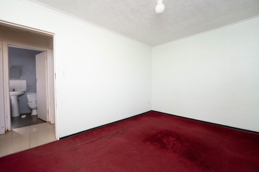 To Let 2 Bedroom Property for Rent in Protea North Gauteng