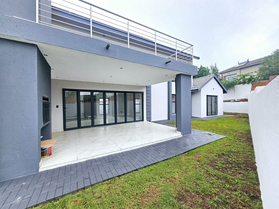 4 Bedroom Property for Sale in Eldoraigne Gauteng