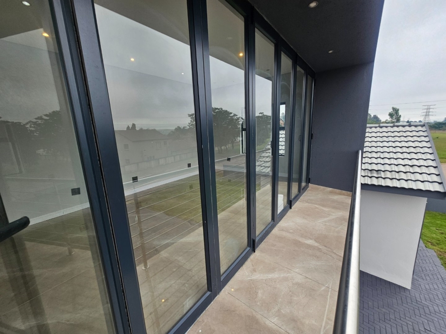 4 Bedroom Property for Sale in Eldoraigne Gauteng