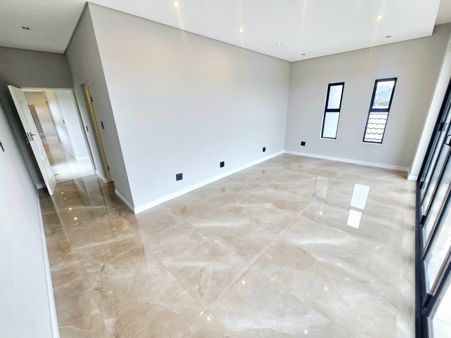 4 Bedroom Property for Sale in Eldoraigne Gauteng
