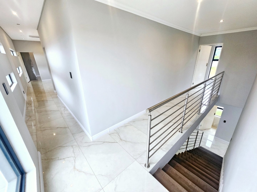 4 Bedroom Property for Sale in Eldoraigne Gauteng