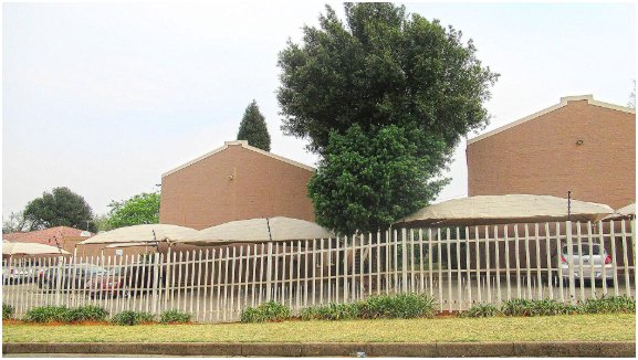2 Bedroom Property for Sale in Georginia Gauteng