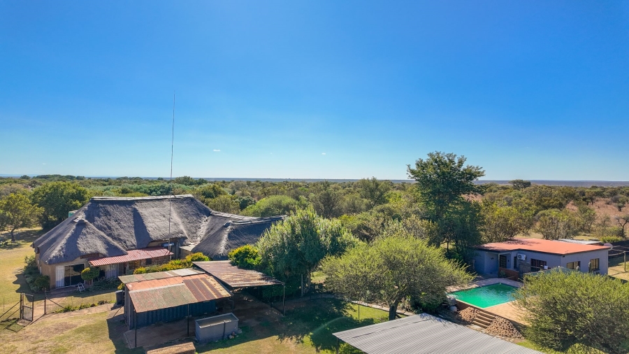 8 Bedroom Property for Sale in Dinokeng Game Reserve Gauteng