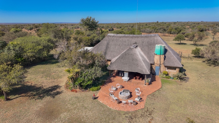 8 Bedroom Property for Sale in Dinokeng Game Reserve Gauteng