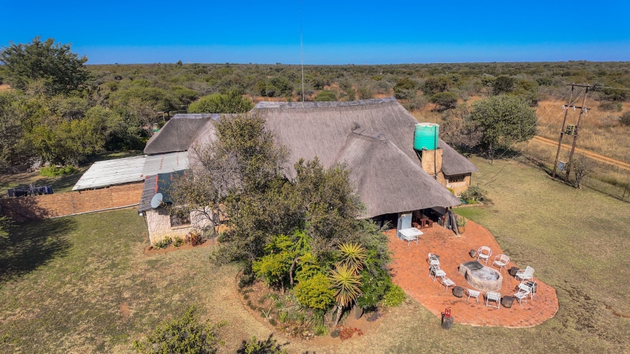 8 Bedroom Property for Sale in Dinokeng Game Reserve Gauteng