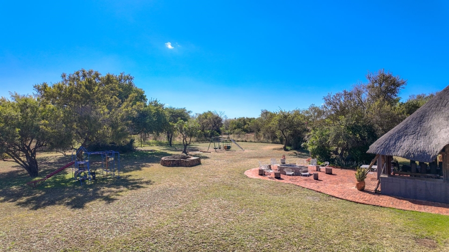 8 Bedroom Property for Sale in Dinokeng Game Reserve Gauteng