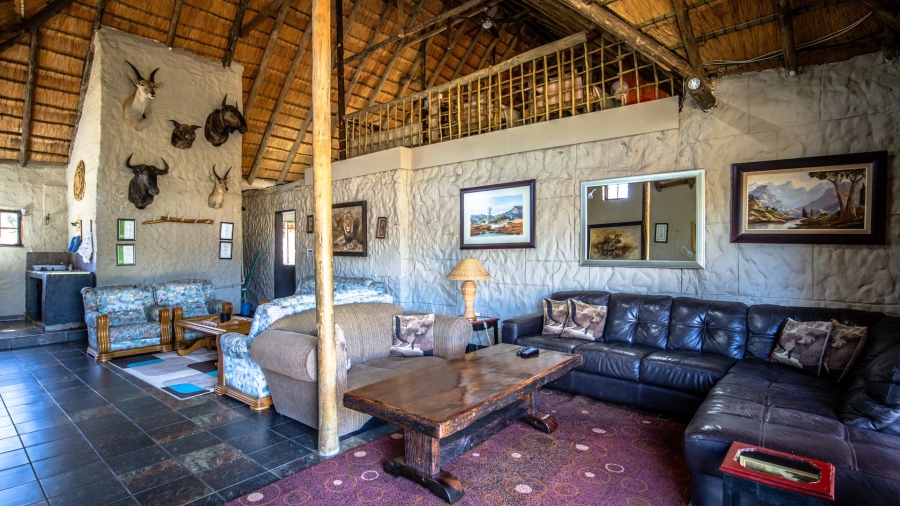 8 Bedroom Property for Sale in Dinokeng Game Reserve Gauteng