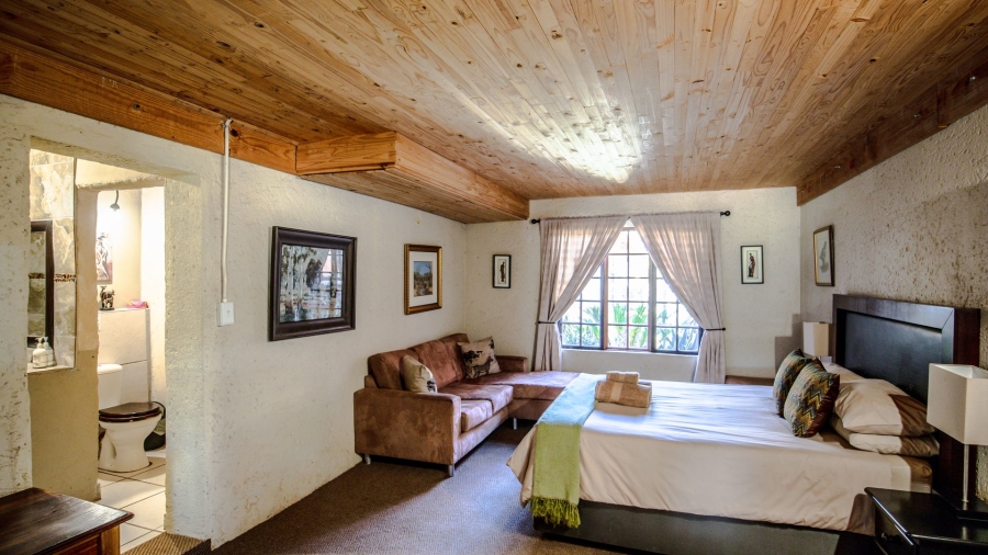 8 Bedroom Property for Sale in Dinokeng Game Reserve Gauteng