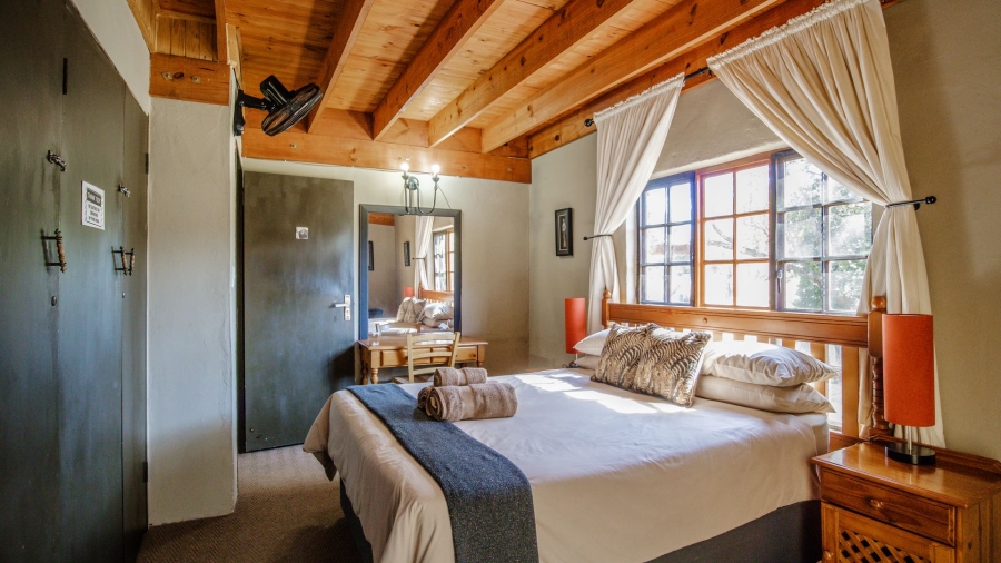 8 Bedroom Property for Sale in Dinokeng Game Reserve Gauteng