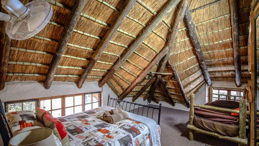 8 Bedroom Property for Sale in Dinokeng Game Reserve Gauteng