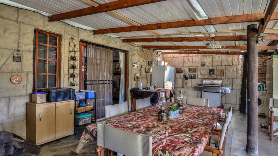 8 Bedroom Property for Sale in Dinokeng Game Reserve Gauteng