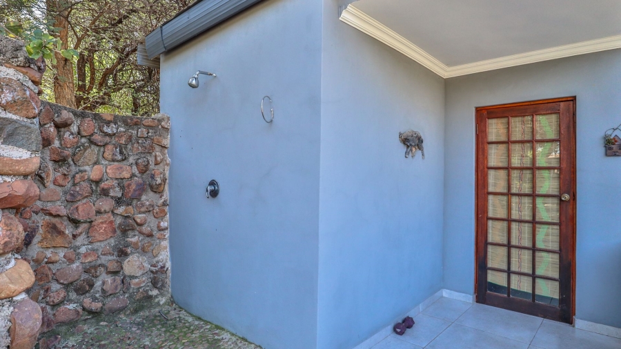 8 Bedroom Property for Sale in Dinokeng Game Reserve Gauteng