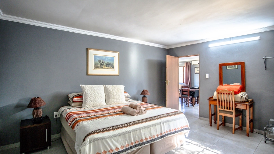 8 Bedroom Property for Sale in Dinokeng Game Reserve Gauteng