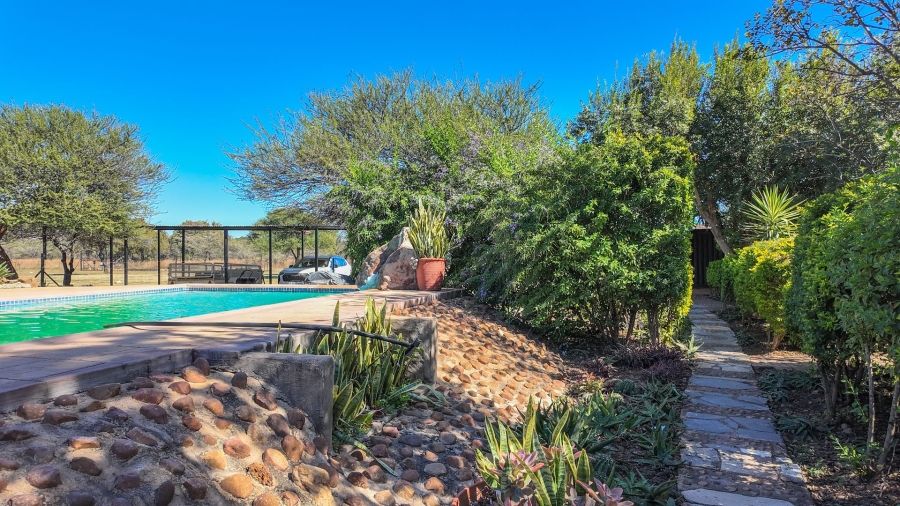 8 Bedroom Property for Sale in Dinokeng Game Reserve Gauteng