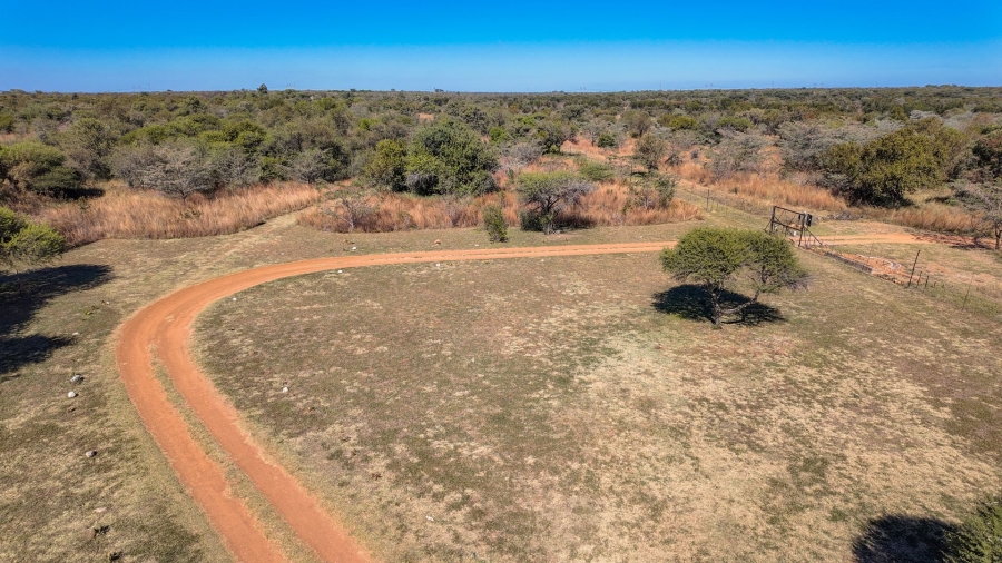 8 Bedroom Property for Sale in Dinokeng Game Reserve Gauteng