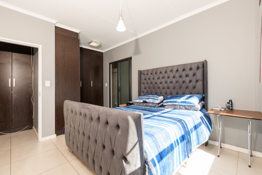 2 Bedroom Property for Sale in Kyalami Hills Gauteng