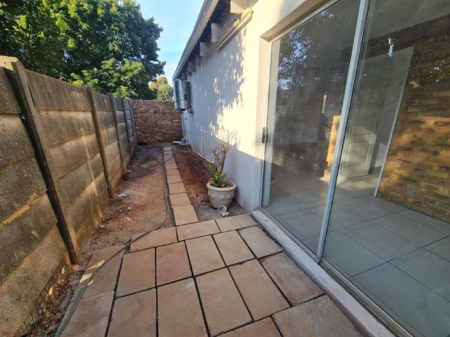 4 Bedroom Property for Sale in Birchleigh Gauteng