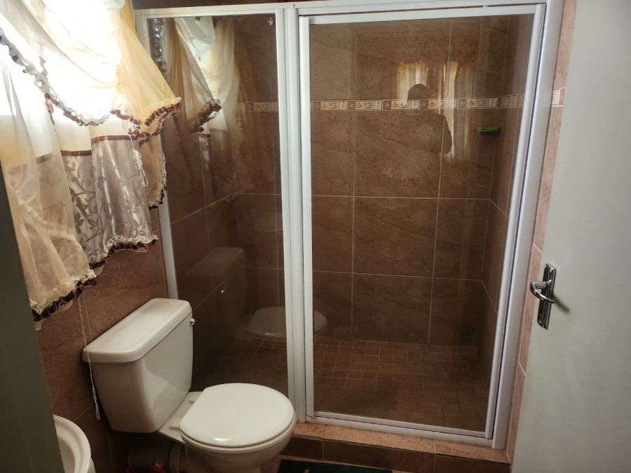 3 Bedroom Property for Sale in Andeon AH Gauteng