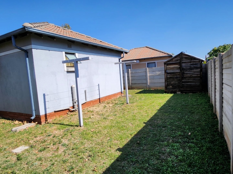 3 Bedroom Property for Sale in Andeon AH Gauteng