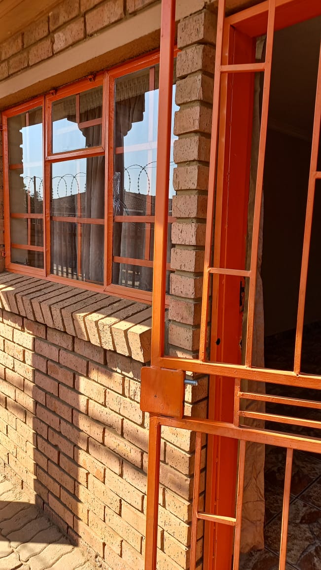 36 Bedroom Property for Sale in Mahube Valley Gauteng
