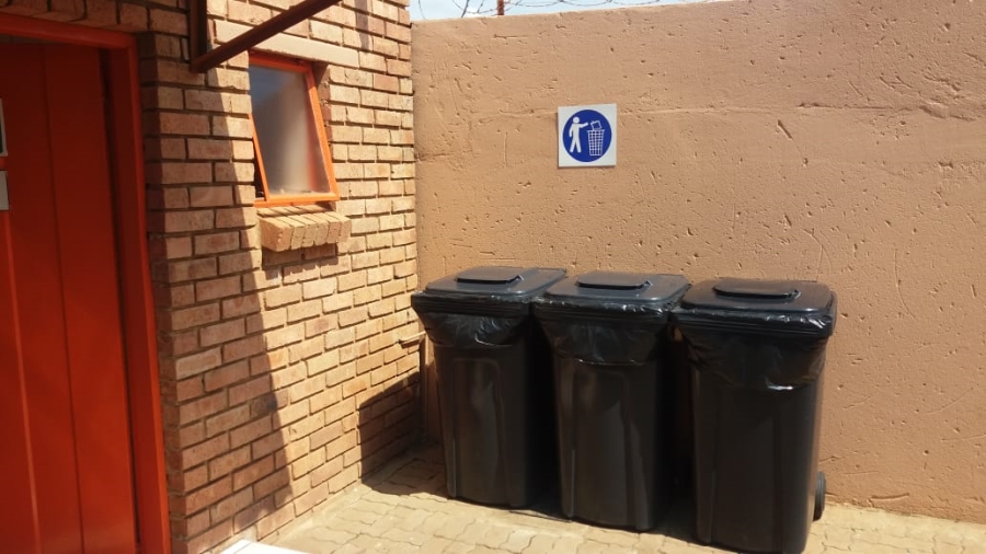 36 Bedroom Property for Sale in Mahube Valley Gauteng
