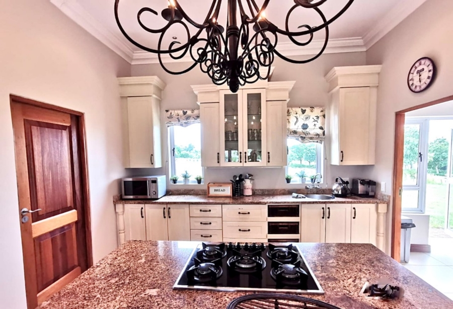 5 Bedroom Property for Sale in Vaal Marina Gauteng