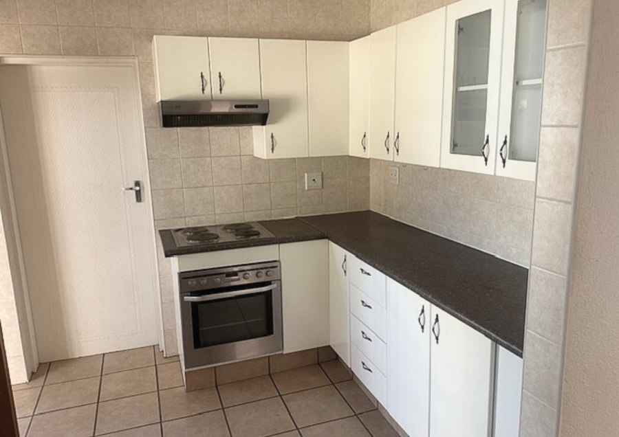 2 Bedroom Property for Sale in Wilgeheuwel Gauteng