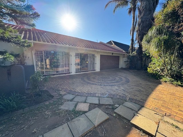 4 Bedroom Property for Sale in Allen Grove Gauteng