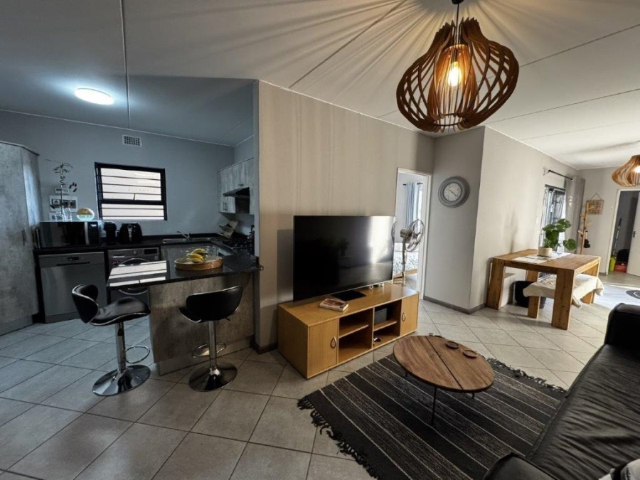 2 Bedroom Property for Sale in Norton Home Estate AH Gauteng