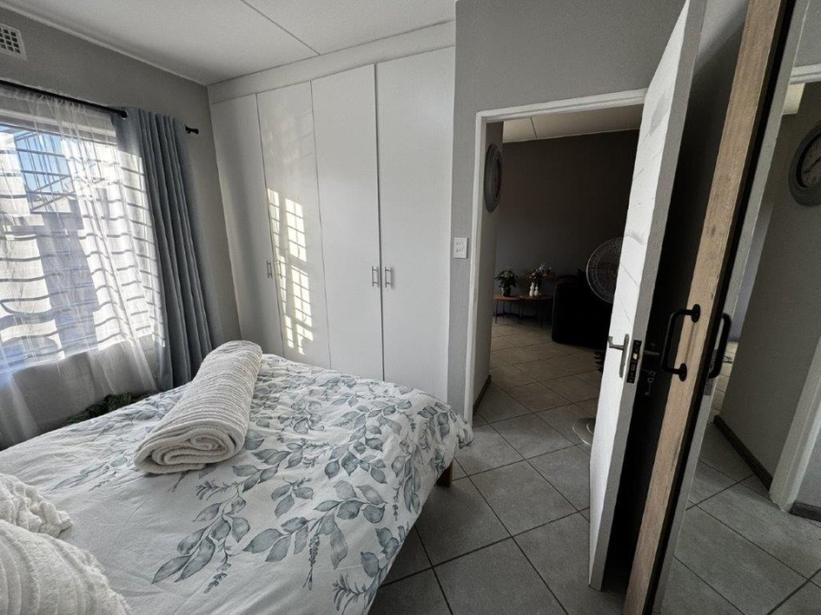 2 Bedroom Property for Sale in Norton Home Estate AH Gauteng