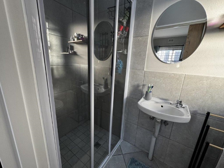 2 Bedroom Property for Sale in Norton Home Estate AH Gauteng