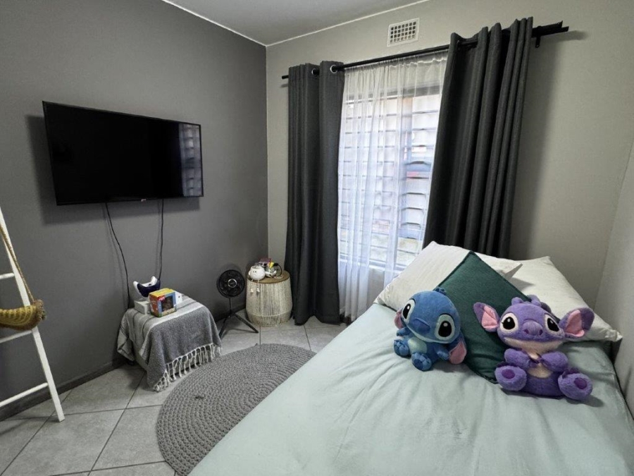 2 Bedroom Property for Sale in Norton Home Estate AH Gauteng