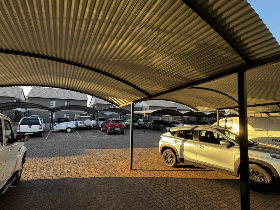 2 Bedroom Property for Sale in Norton Home Estate AH Gauteng