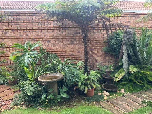 3 Bedroom Property for Sale in Wilro Park Gauteng