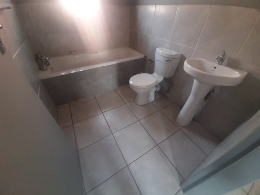3 Bedroom Property for Sale in Groblerpark Gauteng